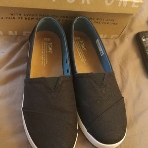 Toms Avalon Slip-on